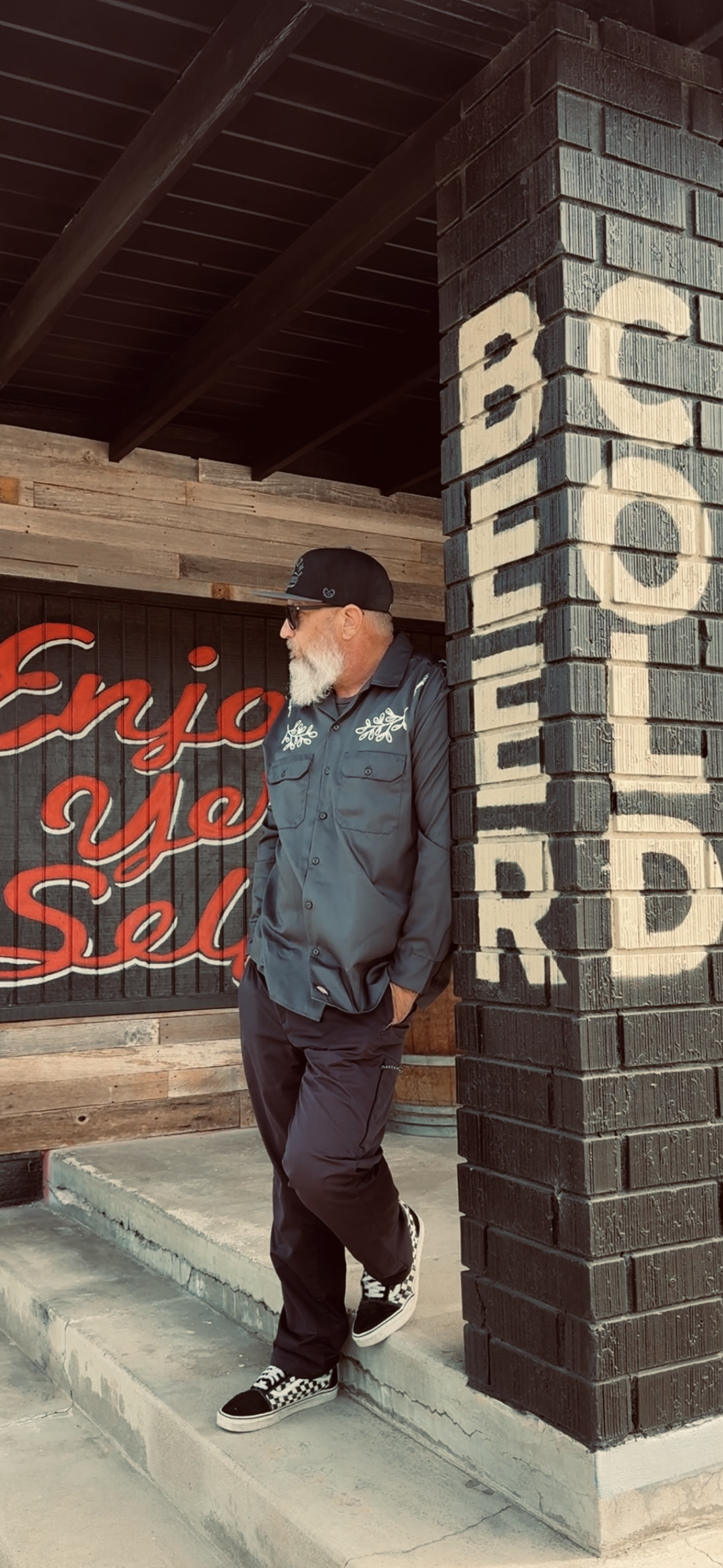 Hard-Wear “Moonshiner”